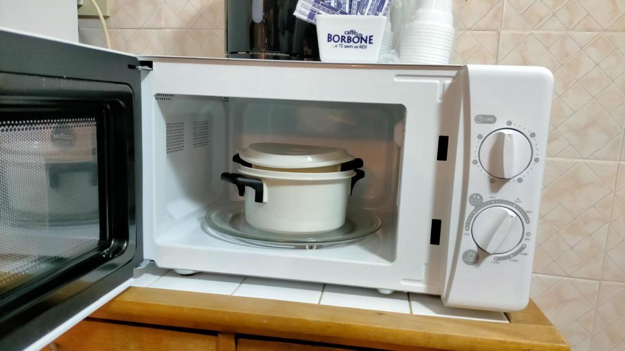 הוילה Adrano Casa Romeo מראה חיצוני תמונה